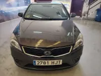 Usado Kia ProCeed Plus 90 CV (66 kW) 2012 Gris / plata Utilitario