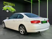 Usado BMW 320 177 CV (130 kW) 2008 Blanco Coupe