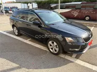 Usado Skoda Octavia Ambition 150 CV (110 kW) 2020 Negro Familiar