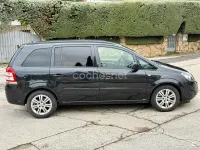 Usado Opel Zafira Cosmo 125 CV (91 kW) 2012 Negro Monovolumen