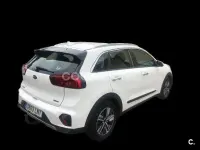 Usado Kia Niro 141 CV (103 kW) 2021 Blanco SUV
