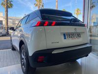 Usado Peugeot 2008 Active 100 CV (73 kW) 2021 Blanco SUV