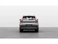 Usado Volvo XC40 Plus 163 CV (119 kW) 2024 Gris SUV