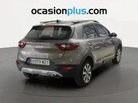 Usado Kia Stonic 100 CV (73 kW) 2025 Gris SUV