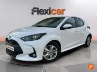 Usado Toyota Yaris Business Edition 116 CV (85 kW) 2022 Blanco Utilitario