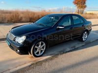 Usado Mercedes C220 170 CV (125 kW) 2007 Negro Berlina