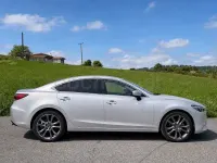 Usado Mazda 6 Luxury 175 CV (128 kW) 2016 Gris / plata Berlina