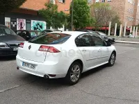 Usado Renault Laguna III LIMITED 130 CV (95 kW) 2015 Blanco Berlina