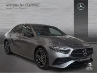 Usado Mercedes A180 136 CV (100 kW) 2025 Negro cosmos Berlina
