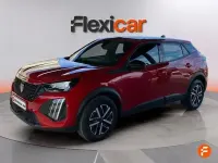 Usado Peugeot 2008 Active 100 CV (73 kW) 2023 Rojo SUV