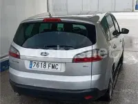 Usado Ford S-MAX Trend 140 CV (102 kW) 2007 Gris / plata Monovolumen