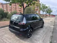 Usado Renault Scénic Bose Edition 110 CV (80 kW) 2015 Negro Monovolumen