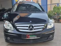 Usado Mercedes B200 139 CV (102 kW) 2006 Gris Monovolumen