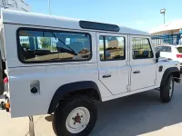 Usado Land Rover Defender 122 CV (89 kW) 2016 Blanco Familiar