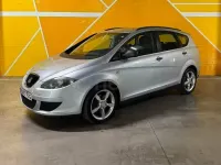 Usado Seat Altea Reference 105 CV (77 kW) 2007 Gris / plata Monovolumen