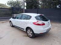 Usado Renault Mégane Dynamique 110 CV (80 kW) 2012 Blanco Berlina