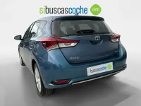 Usado Toyota Auris Hybrid Active 136 CV (100 kW) 2017 Azul