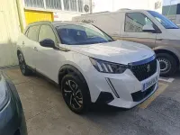 Usado Peugeot 2008 GT 130 CV (95 kW) 2023 Blanco SUV