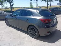 Usado Mazda 3 Style 150 CV (110 kW) 2017 Gris Utilitario