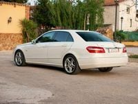 Usado Mercedes E220 Avantgarde 170 CV (125 kW) 2011 Blanco Berlina