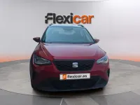 Usado Seat Arona Style 110 CV (80 kW) 2023 Burdeos SUV