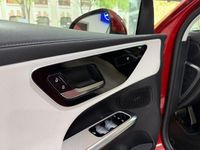 Usado Mercedes GLC300e 333 CV (244 kW) 2023 Rojo