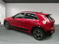 Usado Kia Niro 129 CV (94 kW) 2025 Rojo SUV