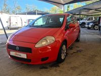 Usado Fiat Punto Dynamic 70 CV (51 kW) 2006 Rojo Utilitario