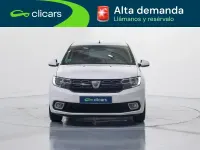 Usado Dacia Sandero Comfort 90 CV (66 kW) 2019 Blanco Berlina