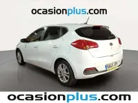 Begagnad Kia Ceed 128 HK (94 kW) 2015 Vit Halvkombi