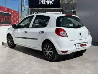 Usado Renault Clio II Authentique 75 CV (55 kW) 2009 Blanco Utilitario
