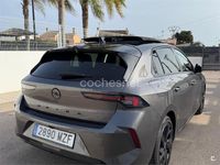 Usado Opel Astra 130 CV (95 kW) 2024 Gris / plata Berlina