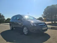 Usado Opel Zafira Family 110 CV (80 kW) 2008 Negro Monovolumen