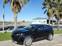 Usado Peugeot 3008 Active 130 CV (95 kW) 2022 Negro SUV