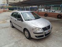Usado VW Polo Advance 70 CV (51 kW) 2009 Gris / plata Utilitario