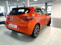 Usado Renault Clio Intens 140 CV (102 kW) 2021 Naranja Utilitario