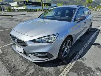 Usado Seat Leon FR 150 CV (110 kW) 2022 Gris / plata Familiar