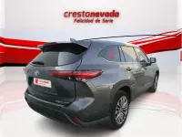 Usado Toyota Highlander Advance 246 CV (180 kW) 2022 Gris / plata SUV