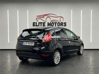 Usado Ford Fiesta Titanium 95 CV (69 kW) 2010 Negro Utilitario