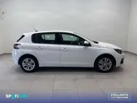 Usado Peugeot 308 Active 131 CV (96 kW) 2021 Blanco Utilitario
