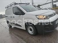 Usado Citroën Berlingo Live 102 CV (75 kW) 2021 Blanco Monovolumen