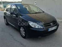 Usado Peugeot 307 110 CV (80 kW) 2005 Negro Berlina
