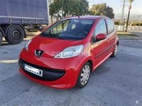 Usado Peugeot 107 68 CV (50 kW) 2007 Rojo Utilitario