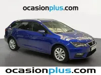 Usado Seat Leon Style Plus 125 CV (91 kW) 2017 Azul Familiar