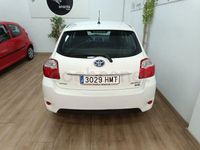 Usado Toyota Auris Hybrid Advance 135 CV (99 kW) 2012 Blanco Berlina