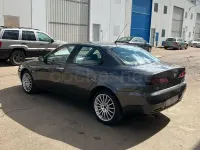 Usado Alfa Romeo 156 Distinctive 150 CV (110 kW) 2006 Gris / plata Berlina
