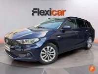 Usado Fiat Tipo Easy 120 CV (88 kW) 2019 Negro Familiar