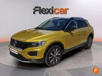 Usado VW T-Roc Advance 116 CV (85 kW) 2018 Amarillo SUV