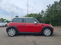 Usado Mini Cooper 120 CV (88 kW) 2008 Rojo Utilitario