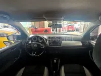 Usado Skoda Fabia Active 95 CV (69 kW) 2018 Gris / plata Berlina